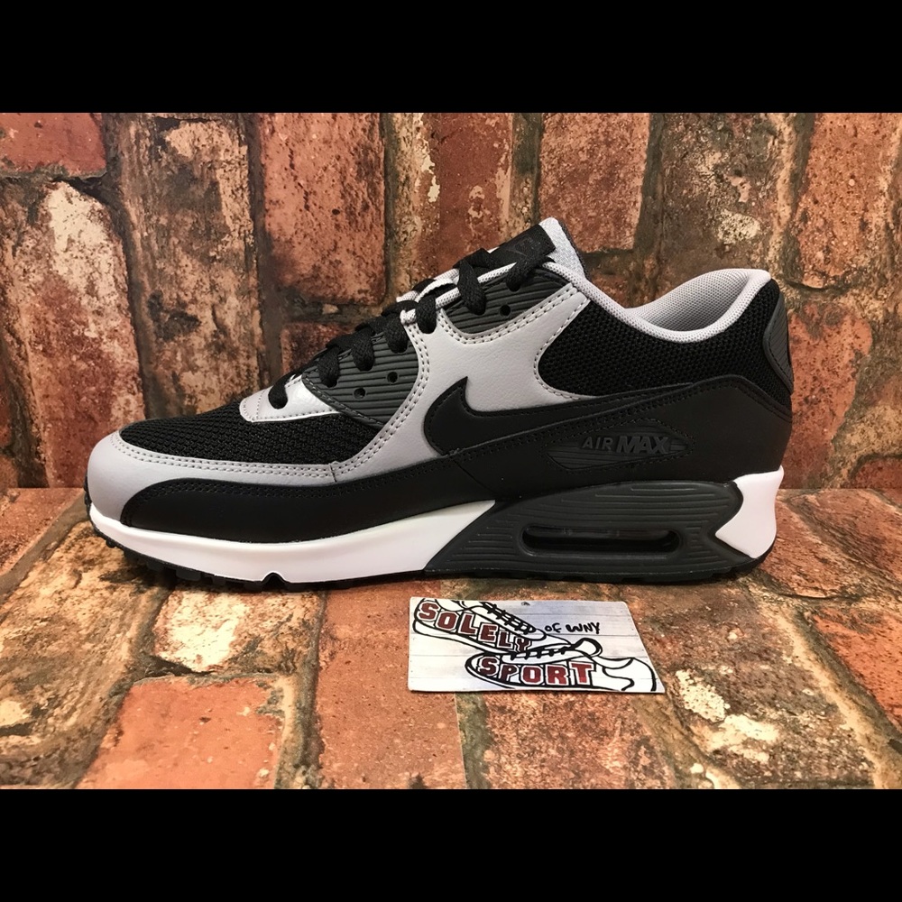 NEW Nike Air Max 90 Leather Black White Vapormax - Picture 7 of 8